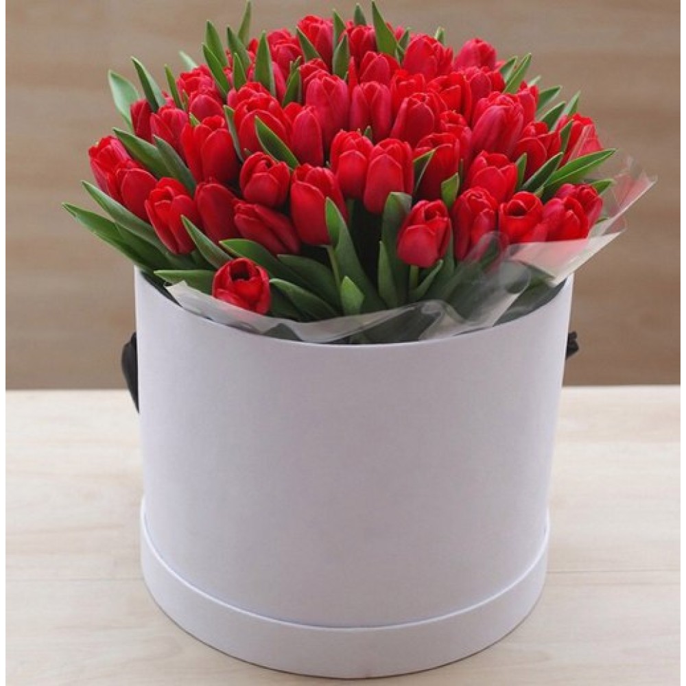 Коробка с тюльпанами 2